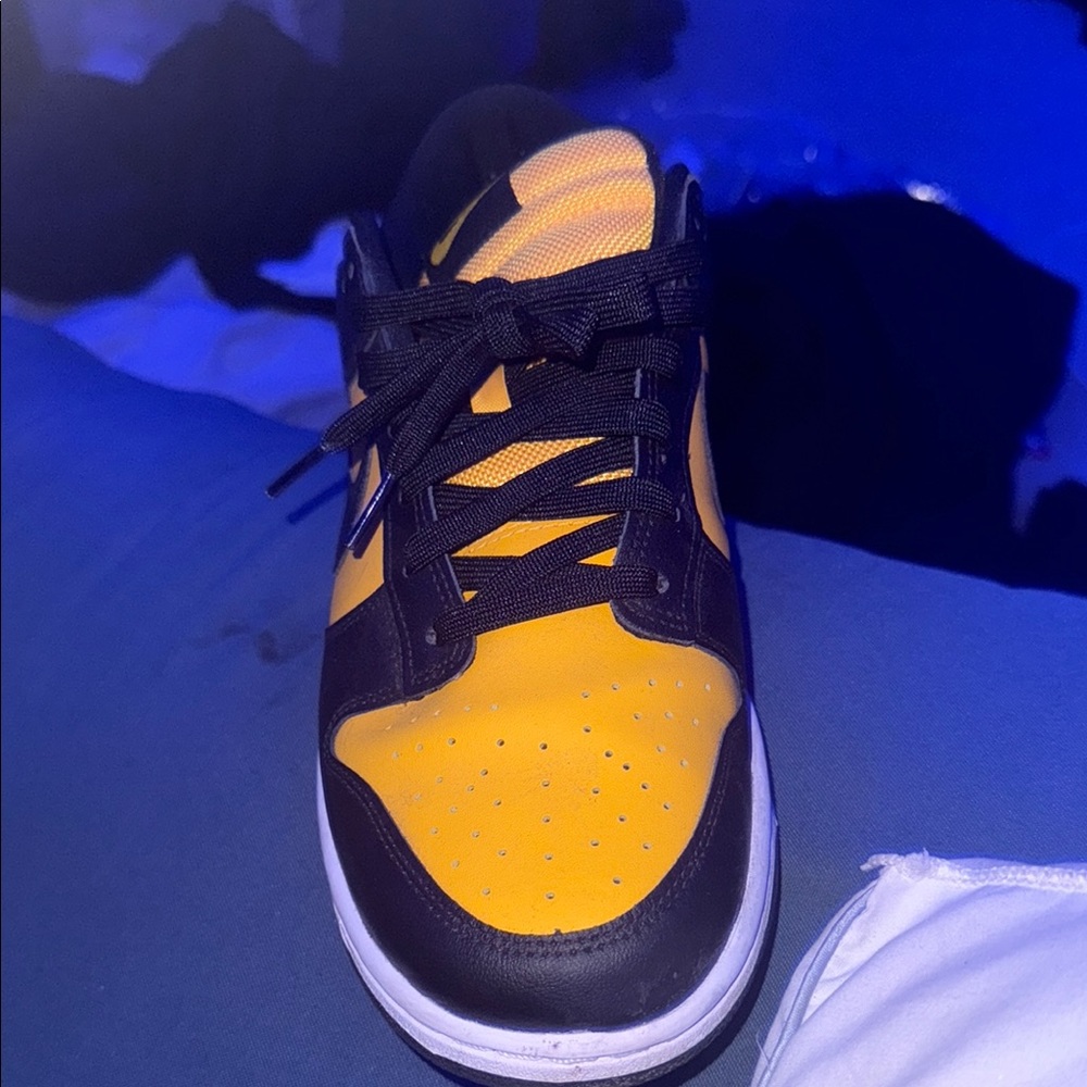 Nike Yellow and Black Dunk Sneakers Classic Design - Picture 2 of 5